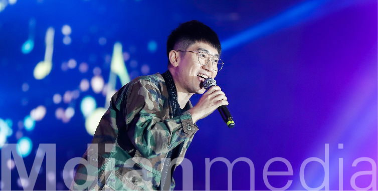 2019格家网络秋季发布会-04.jpg
