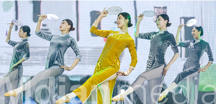 宜见倾心-10.jpg