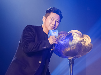 湖畔三届结业立杏晚会